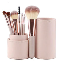 Cargar imagen en el visor de la galería, OmyBrush Brush Kit with Leather Case featuring high-quality makeup brushes for flawless application and blending at home or on the go.
