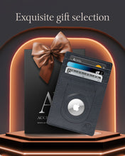 Cargar imagen en el visor de la galería, Leather AirTag Card Holder – Slim Wallet with Hidden Tracker Pocket