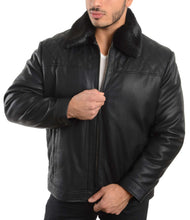 Cargar imagen en el visor de la galería, REED Men's faux leather jacket with detachable fur collar, classic style, elegant and warm, lamb touch, perfect for all seasons.
