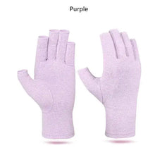 Load image into Gallery viewer, Purple compression arthritis gloves for joint pain relief, designed for men and women with soft cotton for comfort and wrist support.