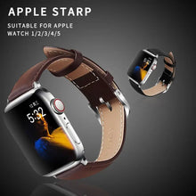 Charger l'image dans la galerie, Brown leather band for Apple Watch, compatible with Series 1-5, displayed on a watch face, stylish accessory for any occasion.