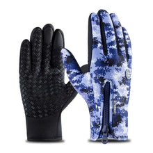 Load image into Gallery viewer, Thermal Waterproof Gloves with camo design, showing reinforced palm and zip closure, ideal for outdoor activities in cold weather.
