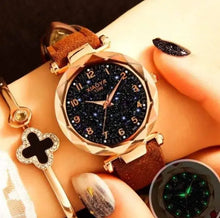 Charger l'image dans la galerie, Elegant Premium Leather Star Sky Watch with celestial-inspired face and luxurious vegan leather band, perfect for sophisticated style.