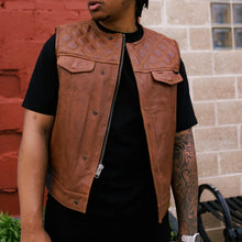 Load image into Gallery viewer, Concealed Carry Pockets Motorcycle leather Vest