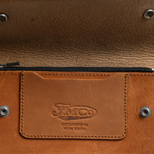Charger l'image dans la galerie, LARGE TRUCKER - Vegetable Tanned Leather Wallet