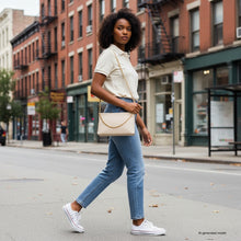 Charger l'image dans la galerie, Italian Full-Grain Leather Crossbody Bag | Mantova