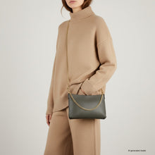Charger l'image dans la galerie, Italian Full-Grain Leather Crossbody Bag | Mantova