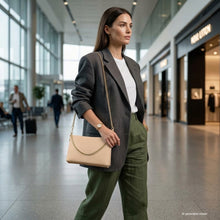 Charger l'image dans la galerie, Italian Full-Grain Leather Crossbody Bag | Mantova