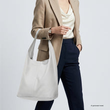 Load image into Gallery viewer, Italian Full-Grain Leather Hobo Bag | Siena