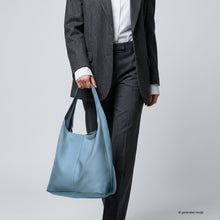 Load image into Gallery viewer, Italian Full-Grain Leather Hobo Bag | Siena