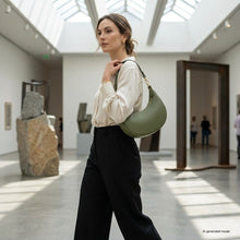 Cargar imagen en el visor de la galería, Italian Full-Grain Leather Shoulder Bag | Verona