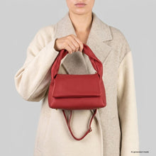 Charger l'image dans la galerie, Italian Full-Grain Leather Top-Handle Bag | Perugia