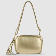 Cargar imagen en el visor de la galería, Italian Metallic Full-Grain Leather Crossbody Bag | Napoli
