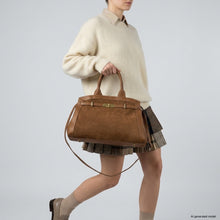 Cargar imagen en el visor de la galería, Italian Genuine Suede & Full-Grain Leather Top-Handle Bag | Forlì
