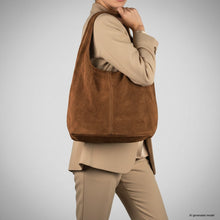 Charger l'image dans la galerie, Italian Genuine Suede Hobo Bag | Palermo