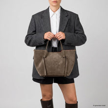 Charger l'image dans la galerie, Italian Genuine Suede Tote Bag | Rovigo