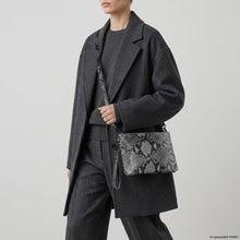 Cargar imagen en el visor de la galería, Italian Genuine Python-Print Suede Crossbody Bag | Lecce
