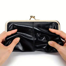 Charger l'image dans la galerie, Vintage Chic Leather Clutch Lady Purse