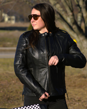 Cargar imagen en el visor de la galería, Biker - Women's Motorcycle Leather Jacket

