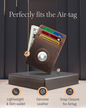 Cargar imagen en el visor de la galería, Leather AirTag Card Holder – Slim Wallet with Hidden Tracker Pocket

