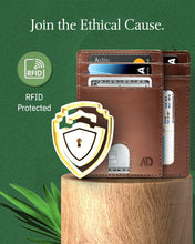 Charger l'image dans la galerie, Vegan Leather Slim Card Holder – RFID Blocking, Thumb-Hole Access
