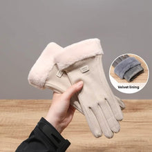 Charger l'image dans la galerie, Cashmere Warm Suede Leather Plush Touch Screen Gloves
