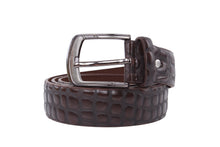 Charger l'image dans la galerie, A dark brown crocodile-embossed leather belt with a polished silver-tone metal buckle, coiled and presented on a solid white background.
