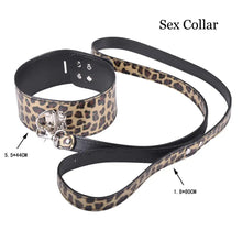 Cargar imagen en el visor de la galería, Leopard print vegan leather sex collar with leash, part of 10-piece bondage set, featuring durable design for adventurous play.
