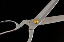 Load image into Gallery viewer, Close-up of eZthings heavy duty scissors with ultra-sharp blades, ideal for cutting fabrics, papers, and carpets for arts and crafts.
