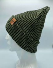Charger l&#39;image dans la galerie, HAAKWEAR Cuffed Wide Ribbed Striped Beanie / Hat, Black / Green, Limited Edition - Made in USA, side view, mannequin display
