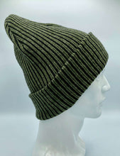Charger l&#39;image dans la galerie, HAAKWEAR Cuffed Wide Ribbed Striped Beanie / Hat, Black / Green, Limited Edition - Made in USA displayed on mannequin
