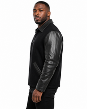 Charger l'image dans la galerie, Leather sleeves and wool body zipped up jacket
