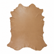 Cargar imagen en el visor de la galería, Taupe Reed Sheepskin leather on a white background
