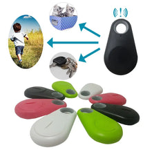 Cargar imagen en el visor de la galería, eThings Pet GPS Tracker with activity monitor, perfect for tracking pets and belongings, available in various colors.
