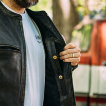 Cargar imagen en el visor de la galería, Indy Men's Motorcycle Leather Jacket
