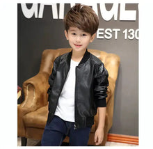 Cargar imagen en el visor de la galería, Boy wearing vegan leather fur jacket, stylish winter wear
