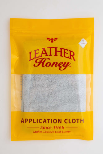 Lint-Free Application Cloth in yellow Leather Honey packaging for leather cleaning and conditioning, lint-free and smooth application.