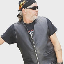 Load and play video in Gallery viewer, riding with vest 
