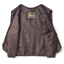 Load image into Gallery viewer, Interior view of REED Men&#39;s American Style Bomber Genuine Leather Jacket showing the sleek, durable lining and brand label.
