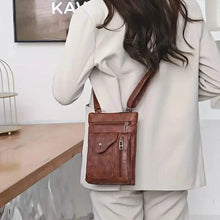 Charger l'image dans la galerie, Soft PU Leather Women Messenger Bag
