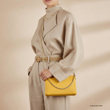Charger l'image dans la galerie, Italian Full-Grain Leather Crossbody Bag | Mantova
