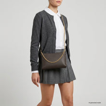 Charger l'image dans la galerie, Italian Full-Grain Leather Crossbody Bag | Mantova
