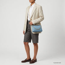 Charger l'image dans la galerie, Italian Full-Grain Leather Crossbody Bag | Mantova
