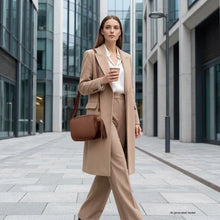 Cargar imagen en el visor de la galería, Italian Full-Grain Leather Crossbody Bag | Parma
