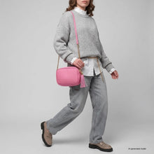 Cargar imagen en el visor de la galería, Italian Full-Grain Leather Crossbody Bag | Parma
