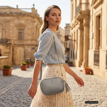 Cargar imagen en el visor de la galería, Italian Full-Grain Leather Crossbody Bag | Parma
