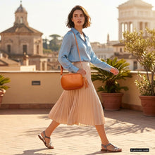 Charger l'image dans la galerie, Italian Full-Grain Leather Crossbody Bag | Parma
