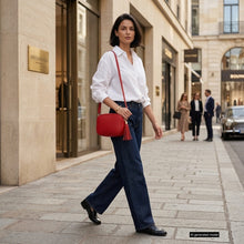 Cargar imagen en el visor de la galería, Italian Full-Grain Leather Crossbody Bag | Parma
