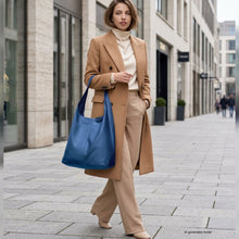 Load image into Gallery viewer, Italian Full-Grain Leather Hobo Bag | Siena
