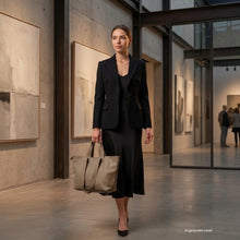 Cargar imagen en el visor de la galería, Italian Full-Grain Leather Tote Bag | Torino

